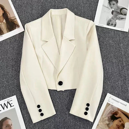 Eleganti Kurzi Locker-Sitzende Blazer Mit Knöpfen Für Damen | Ideal für jede Jahreszeit